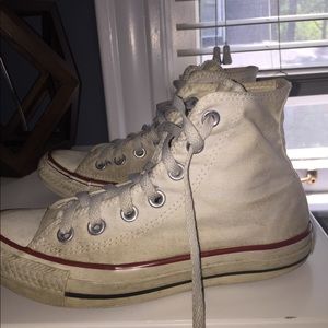 womens white converse hightops
